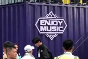 摩登兄弟 拍摄花絮,拍摄花絮中的欢笑与汗水