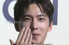 痘痘男明星,颜值与实力并存，揭秘他们的护肤秘诀
